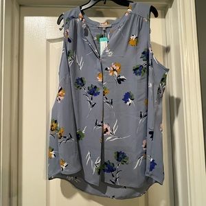 NWT spring blouse by Daniel rainn